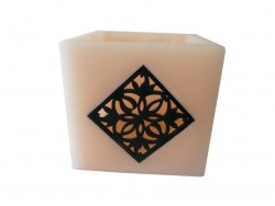 Natural handmade TRIANGLE design candle